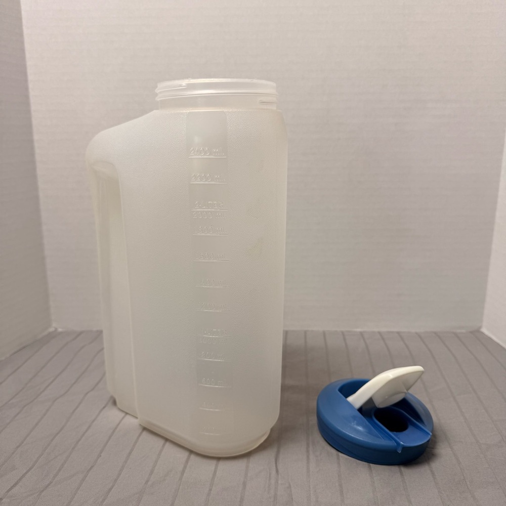 Rubbermaid Servin Saver - 2.75 qt & 1 pint